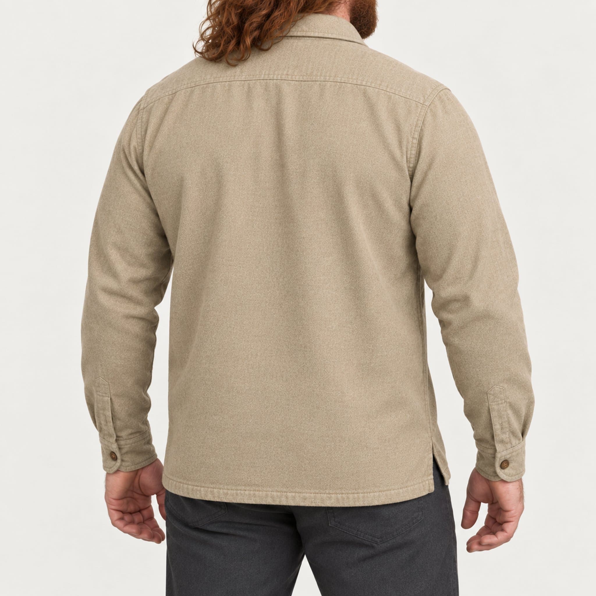 Camisa pulôver na cor Aveia, no corpo, costas