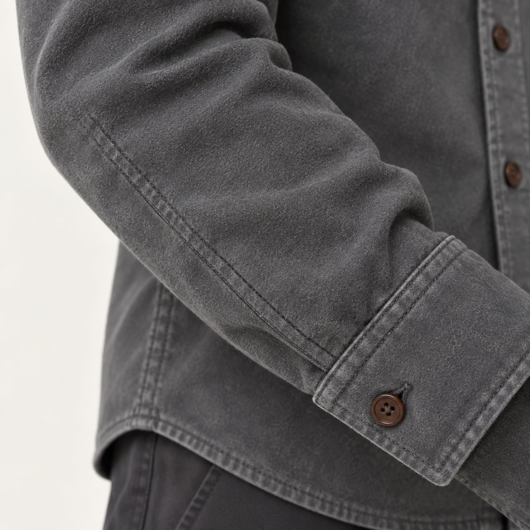 Camisa de moleskin na cor Cinza-ardósia, detalhe